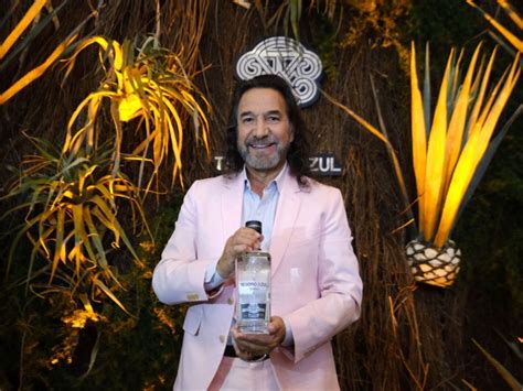  Mariachi Madness: A Legendary Night of Tequila, Tacos, and Theatrics with Marco Antonio Solís!