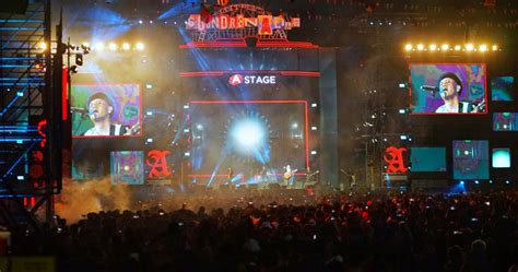 The Radiant Debut: Unveiling Queenfireworks' Explosive Performance at Jakarta Music Festival 2023!